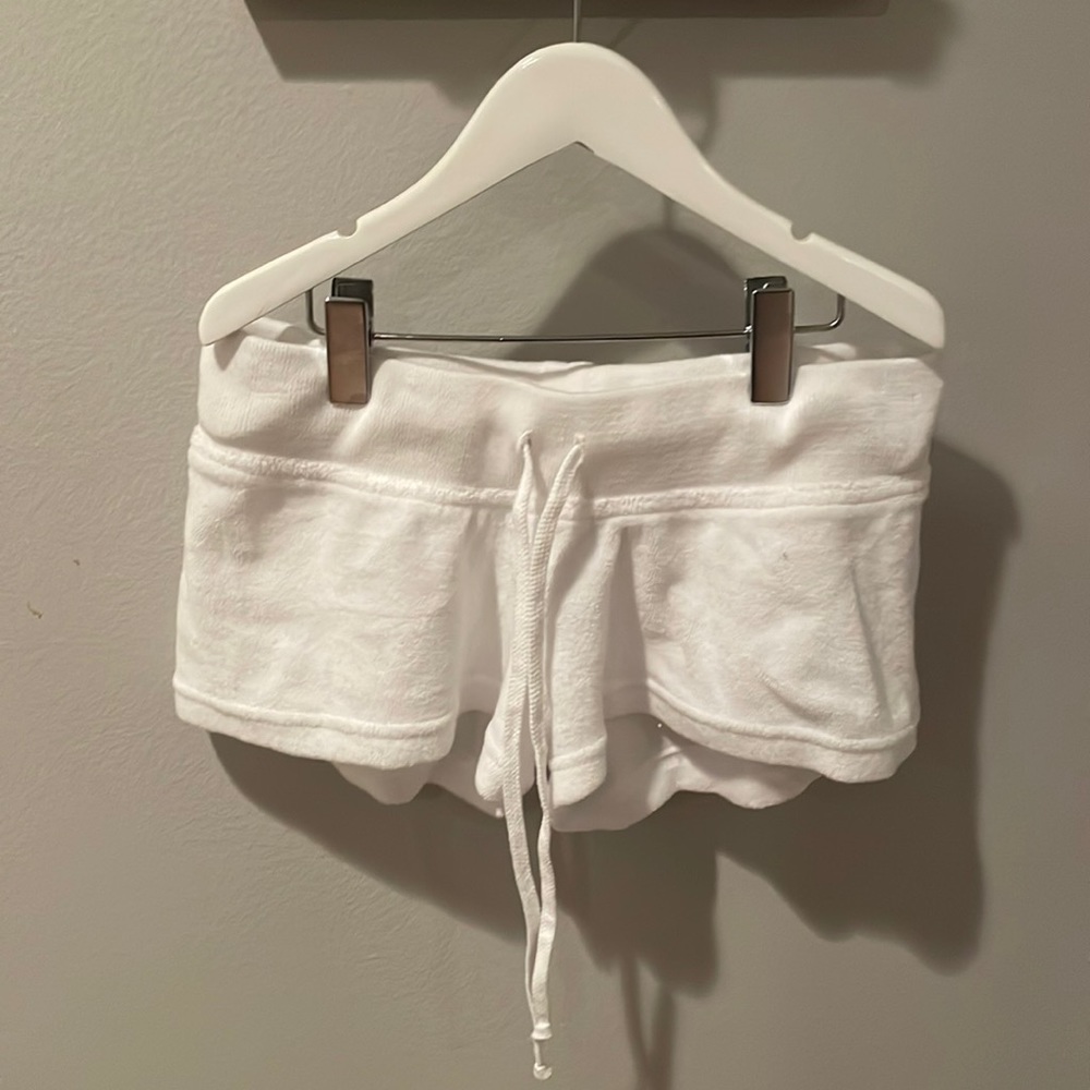 Hard Tail Shorts - Size Youth Large